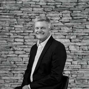 warren_watkins_associate_metis_team